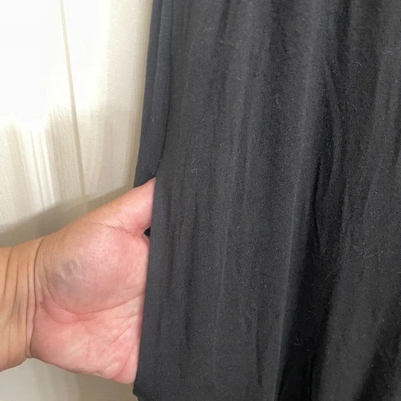 Bluivy Black Strappy Jumpsuit Romper Size Small NWT - Picture 5 of 7